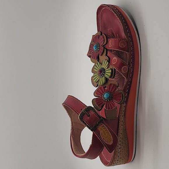 L'ARTISTE 🌺🌼 Goodie Sandal sz8.5 embellished leather handcrafted SPRING … - Picture 3 of 12